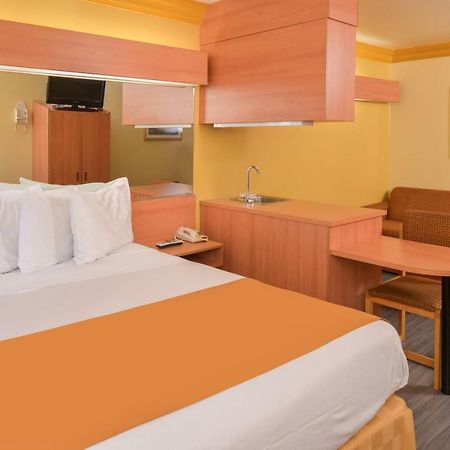 H3 Inn & Suites - Lax Airport - Los Angeles Inglewood Eksteriør bilde