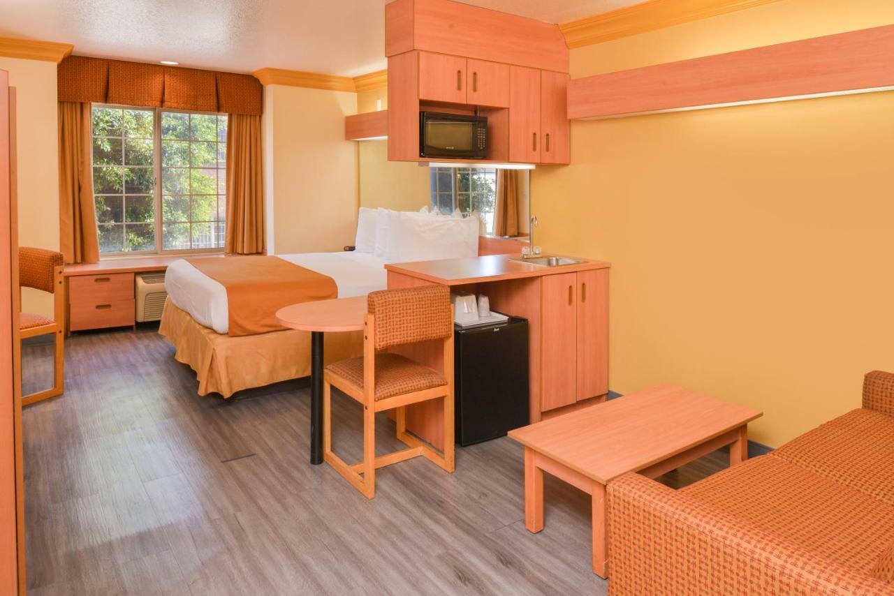 H3 Inn & Suites - Lax Airport - Los Angeles Inglewood Eksteriør bilde